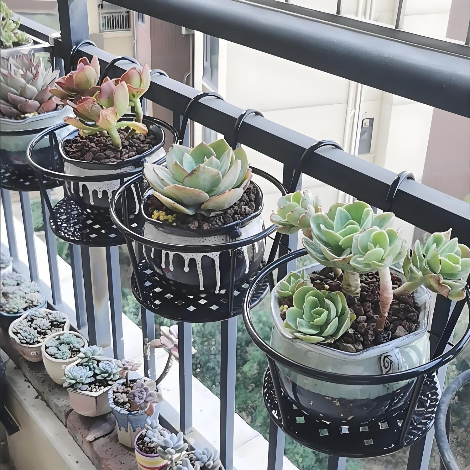 Spider Plant Hanging - ตะกร้าแขวนดอกไม้/ขาตั้งต้นไม้เหล็กดัดสำหรับระเบียง - ที่แขวนเก็บของบนราวบันได/ขอบหน้าต่าง สำหรับปลูกต้นโพธิ์ ต้นแมงมุม และไม้อวบน้ำ